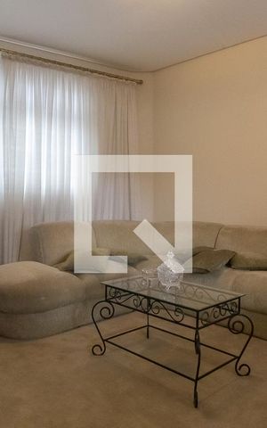 Casa à venda com 76m², 2 quartos e sem vaga Casa à venda com 76m², 2 quartos e sem vagaSala