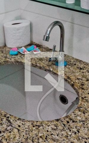 Apartamento à venda com 64m², 2 quartos e 1 vaga Apartamento à venda com 64m², 2 quartos e 1 vagaBanheiro da Suíte