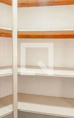 Apartamento para alugar com 200m², 4 quartos e 4 vagas Apartamento para alugar com 200m², 4 quartos e 4 vagasDespensa