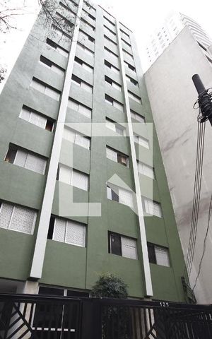 Apartamento para alugar com 70m², 2 quartos e 1 vagaFachada