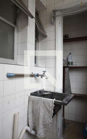 Apartamento para alugar com 70m², 2 quartos e 1 vagaÁrea de Serviço