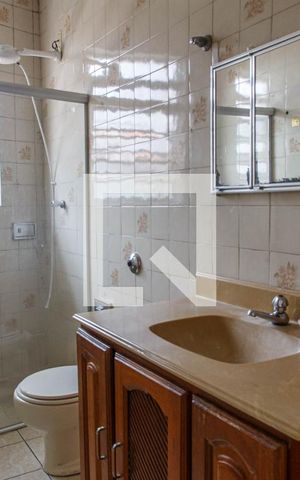 Apartamento para alugar com 57m², 1 quarto e sem vaga Apartamento para alugar com 57m², 1 quarto e sem vagaBanheiro
