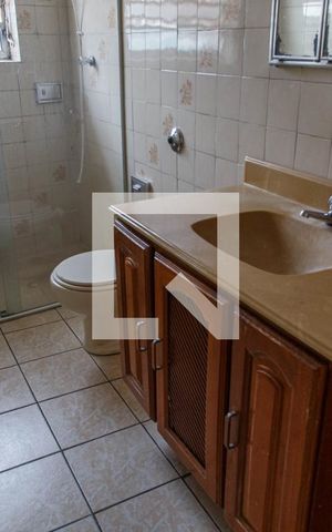Apartamento para alugar com 57m², 1 quarto e sem vaga Apartamento para alugar com 57m², 1 quarto e sem vagaBanheiro