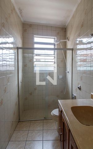 Apartamento para alugar com 57m², 1 quarto e sem vaga Apartamento para alugar com 57m², 1 quarto e sem vagaBanheiro