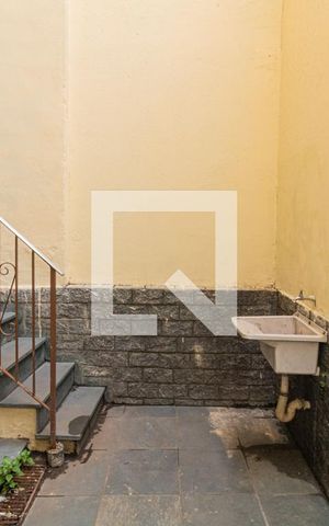 Casa à venda com 40m², 1 quarto e sem vaga Casa à venda com 40m², 1 quarto e sem vagaÁrea de Serviço