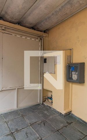 Casa à venda com 40m², 1 quarto e sem vaga Casa à venda com 40m², 1 quarto e sem vagaGaragem
