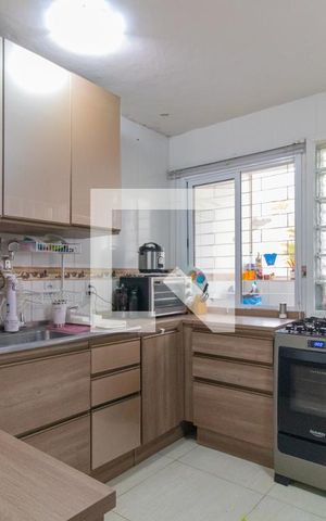 Casa de condomínio à venda com 110m², 3 quartos e 1 vaga Casa de condomínio à venda com 110m², 3 quartos e 1 vagaCozinha