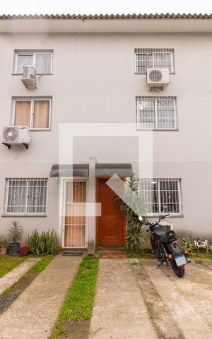 Casa de condomínio à venda com 110m², 3 quartos e 1 vaga Casa de condomínio à venda com 110m², 3 quartos e 1 vagaFachada