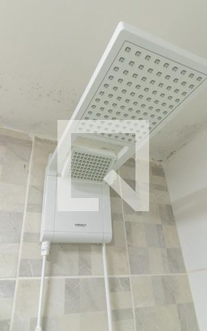 Casa de condomínio à venda com 110m², 3 quartos e 1 vaga Casa de condomínio à venda com 110m², 3 quartos e 1 vagaBanheiro da Suíte