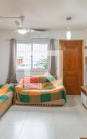 Casa de condomínio à venda com 110m², 3 quartos e 1 vaga Casa de condomínio à venda com 110m², 3 quartos e 1 vagaSala