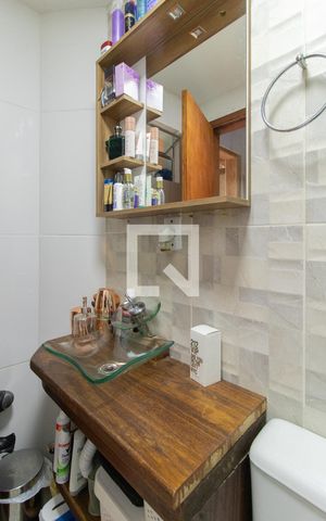 Casa de condomínio à venda com 110m², 3 quartos e 1 vaga Casa de condomínio à venda com 110m², 3 quartos e 1 vagaBanheiro da Suíte