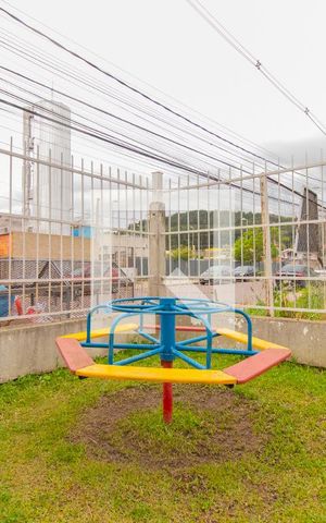 Casa de condomínio à venda com 110m², 3 quartos e 1 vaga Casa de condomínio à venda com 110m², 3 quartos e 1 vagaÁrea Comum - Playground