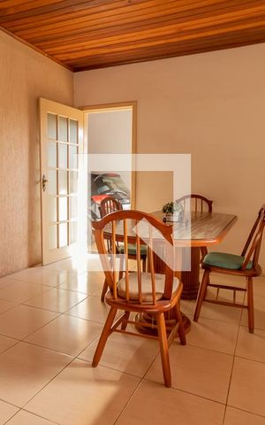 Casa à venda com 140m², 3 quartos e 2 vagasSala 