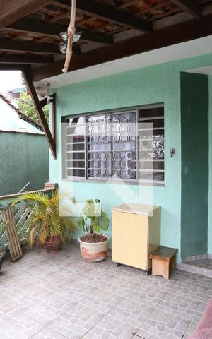 Casa à venda com 120m², 3 quartos e 2 vagasVaranda