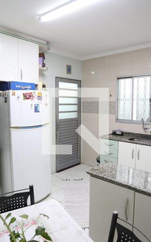 Casa à venda com 120m², 3 quartos e 2 vagasCozinha