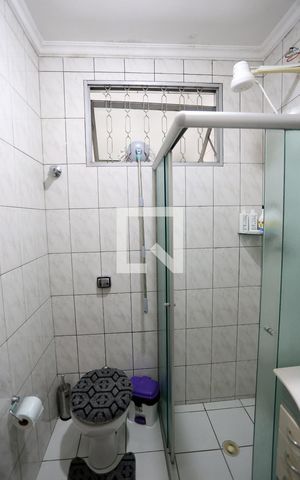 Casa à venda com 120m², 3 quartos e 2 vagasBanheiro 