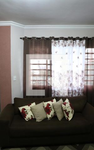 Casa à venda com 120m², 3 quartos e 2 vagasSala