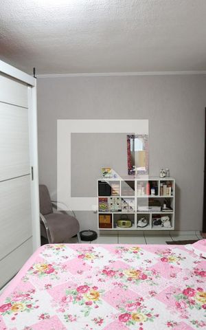 Casa à venda com 120m², 3 quartos e 2 vagasSuíte 