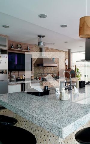 Casa de condomínio para alugar com 300m², 3 quartos e 4 vagasEspaço Gourmet