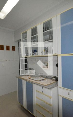 Apartamento à venda com 200m², 3 quartos e 1 vagaCozinha