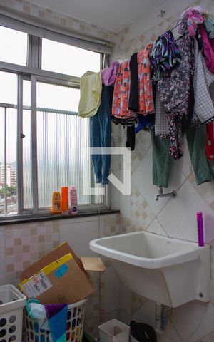 Apartamento à venda com 90m², 2 quartos e 1 vagaÁrea de Serviço