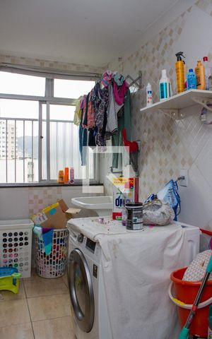 Apartamento à venda com 90m², 2 quartos e 1 vagaÁrea de Serviço