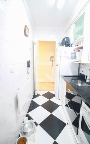 Apartamento à venda com 60m², 2 quartos e 2 vagascozinha