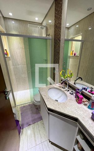 Casa à venda com 220m², 3 quartos e 3 vagas