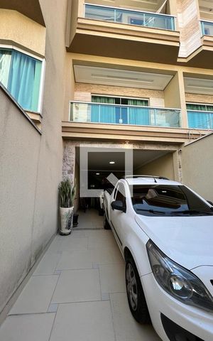 Casa à venda com 220m², 3 quartos e 3 vagas