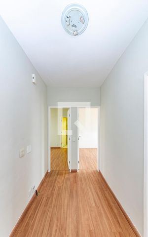 Apartamento para alugar com 120m², 4 quartos e 1 vaga Apartamento para alugar com 120m², 4 quartos e 1 vagaCorredor