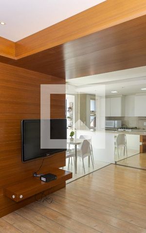 Apartamento à venda com 90m², 2 quartos e 1 vaga Apartamento à venda com 90m², 2 quartos e 1 vagaSala