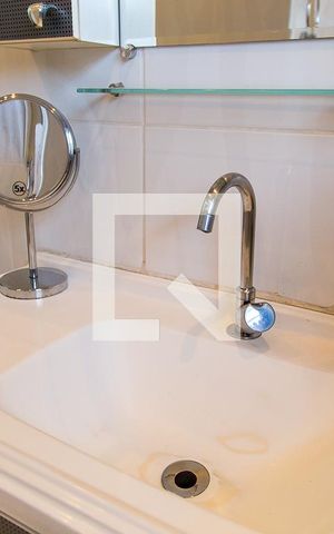 Casa para alugar com 200m², 3 quartos e 2 vagasBanheiro Social