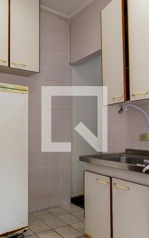 Casa para alugar com 200m², 3 quartos e 2 vagasCozinha