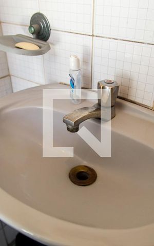 Casa para alugar com 200m², 3 quartos e 2 vagasBanheiro de Serviço - Detalhe