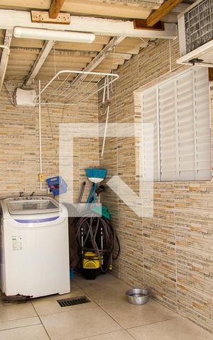 Casa para alugar com 200m², 3 quartos e 2 vagasÁrea de Serviço