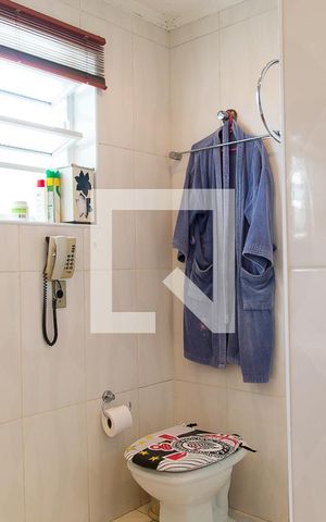Casa para alugar com 200m², 3 quartos e 2 vagasBanheiro Social