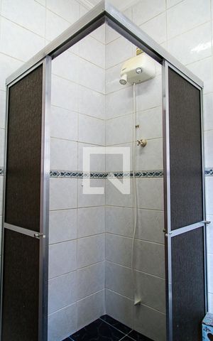 Casa para alugar com 200m², 3 quartos e 2 vagasBanheiro da Quarto da Edícula