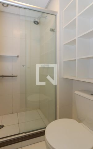 Apartamento à venda com 105m², 3 quartos e 1 vaga Apartamento à venda com 105m², 3 quartos e 1 vagaBanheiro Social