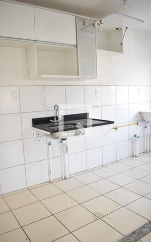 Apartamento para alugar com 44m², 2 quartos e 1 vagaCozinha e Área de Serviço