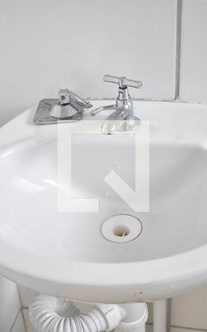Apartamento para alugar com 44m², 2 quartos e 1 vagaPia