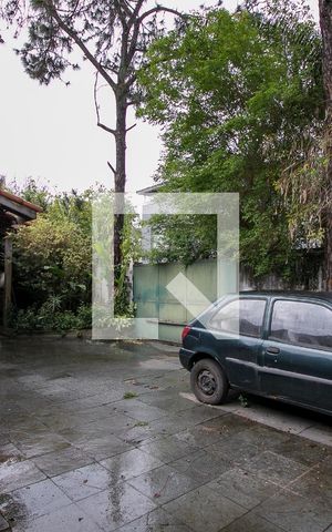 Casa à venda com 200m², 3 quartos e 4 vagasQuintal/Garagem