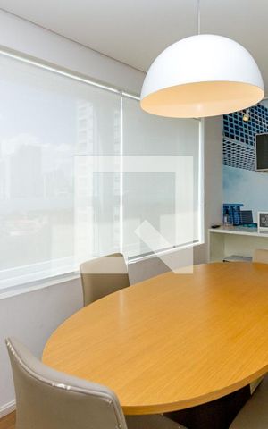 Studio à venda com 50m², 1 quarto e 1 vaga Studio à venda com 50m², 1 quarto e 1 vagaEspaço Office