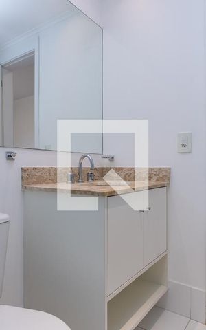 Studio à venda com 50m², 1 quarto e 1 vaga Studio à venda com 50m², 1 quarto e 1 vagaBanheiro
