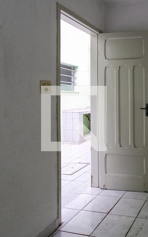 Casa à venda com 150m², 3 quartos e 3 vagas Casa à venda com 150m², 3 quartos e 3 vagasQuarto de Serviço