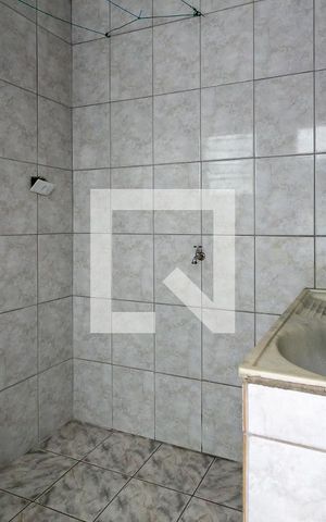 Casa à venda com 150m², 3 quartos e 3 vagas Casa à venda com 150m², 3 quartos e 3 vagasÁrea de Serviço