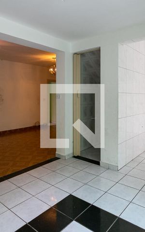 Casa à venda com 150m², 3 quartos e 3 vagas Casa à venda com 150m², 3 quartos e 3 vagasSala de Jantar