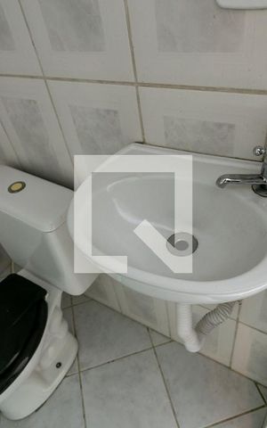 Casa à venda com 150m², 3 quartos e 3 vagas Casa à venda com 150m², 3 quartos e 3 vagasLavabo