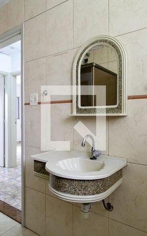 Casa à venda com 150m², 3 quartos e 3 vagas Casa à venda com 150m², 3 quartos e 3 vagasBanheiro 1