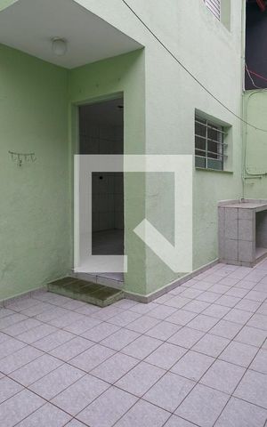 Casa à venda com 150m², 3 quartos e 3 vagas Casa à venda com 150m², 3 quartos e 3 vagasQuintal