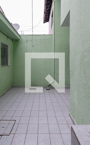 Casa à venda com 150m², 3 quartos e 3 vagas Casa à venda com 150m², 3 quartos e 3 vagasQuintal